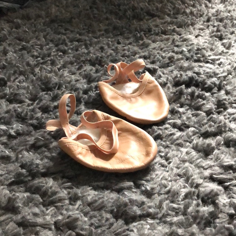 Dance lyrical toe